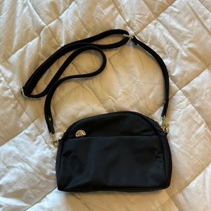 Lo & Sons Nouvelle Crossbody